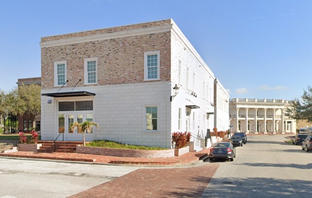 Primary Photo Of 11210 Winthrop Main St, Riverview Office For Lease