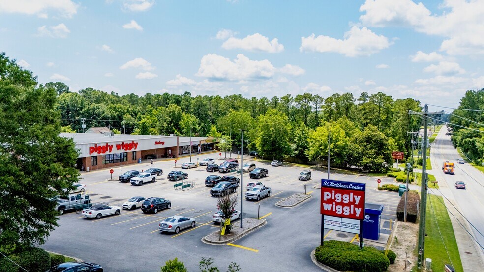 More Photos Of 611-621 Harry C Raysor Dr, Saint Matthews Freestanding For Sale