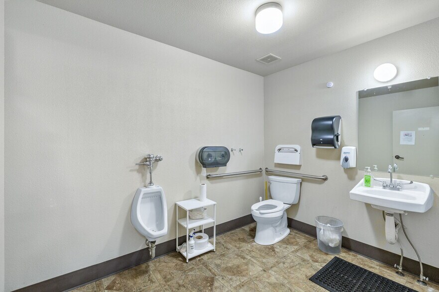 More Photos Of 12315 Deerfield Dr, Truckee Office Residential For Sale