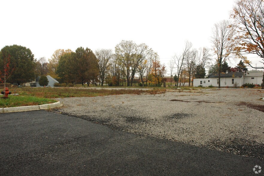 More Photos Of 12307 Old Lagrange Rd, Louisville Medical For Lease
