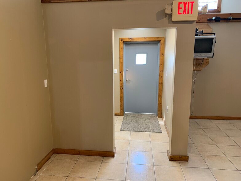 More Photos Of 4050 E 116th St, Cleveland Warehouse For Sale