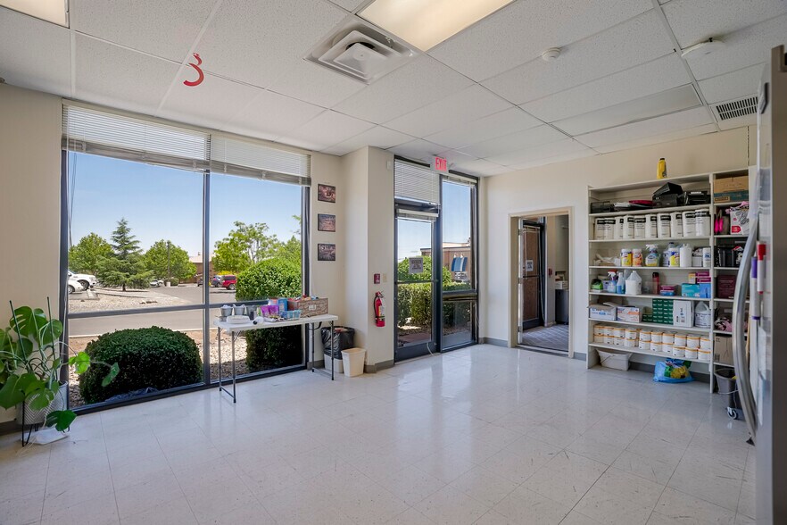 More Photos Of 2517 N Great Western Dr, Prescott Valley Freestanding For Lease