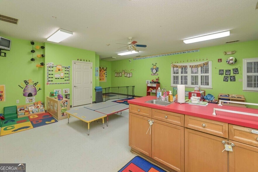 More Photos Of 516 W Bankhead Hwy, Villa Rica Daycare Center For Sale