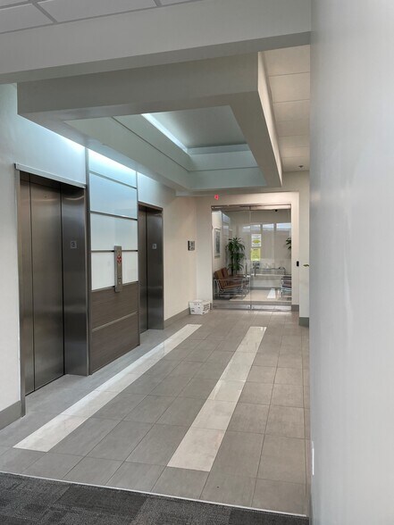 More Photos Of 4800 N Federal Hwy, Boca Raton Unknown For Lease