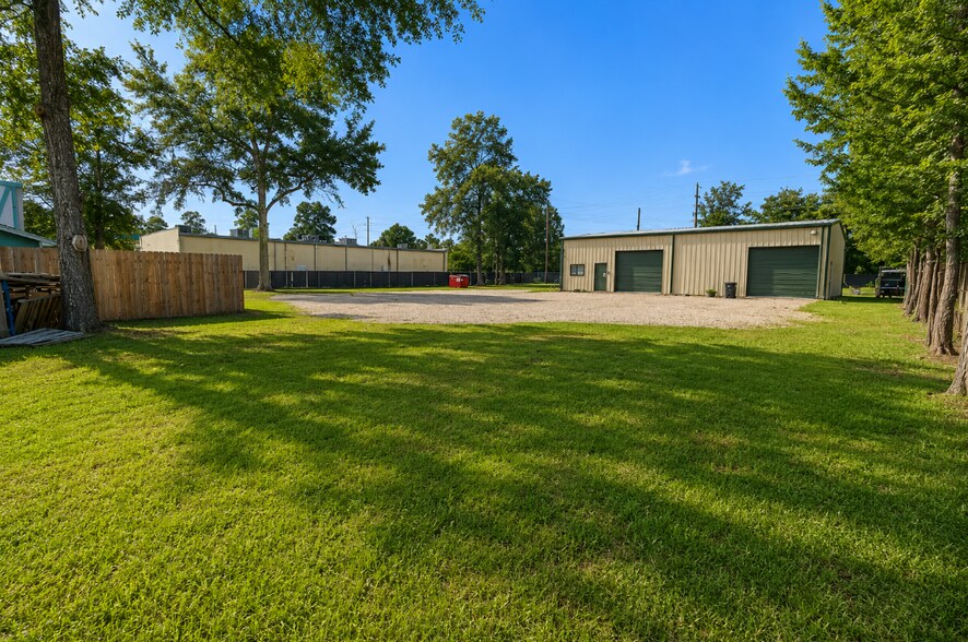 More Photos Of 29607 Highland Blvd, Magnolia Industrial For Sale