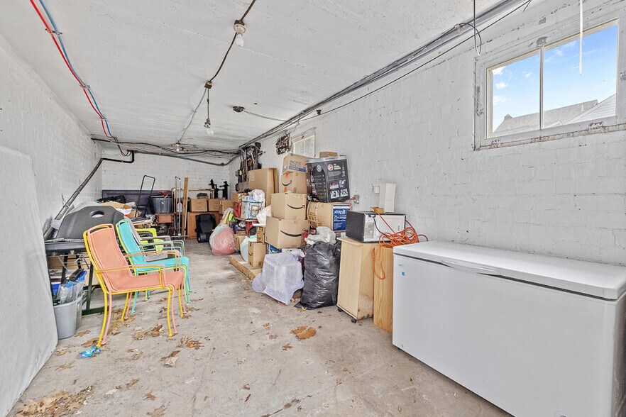 More Photos Of 203 Glamorgan St, Alliance Apartments For Sale