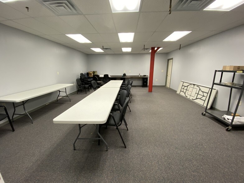 More Photos Of 1201 Findlay Rd, Lima Warehouse For Lease