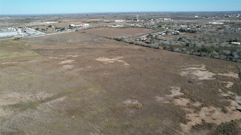 More Photos Of TBD HWY 181, Karnes City Land For Sale