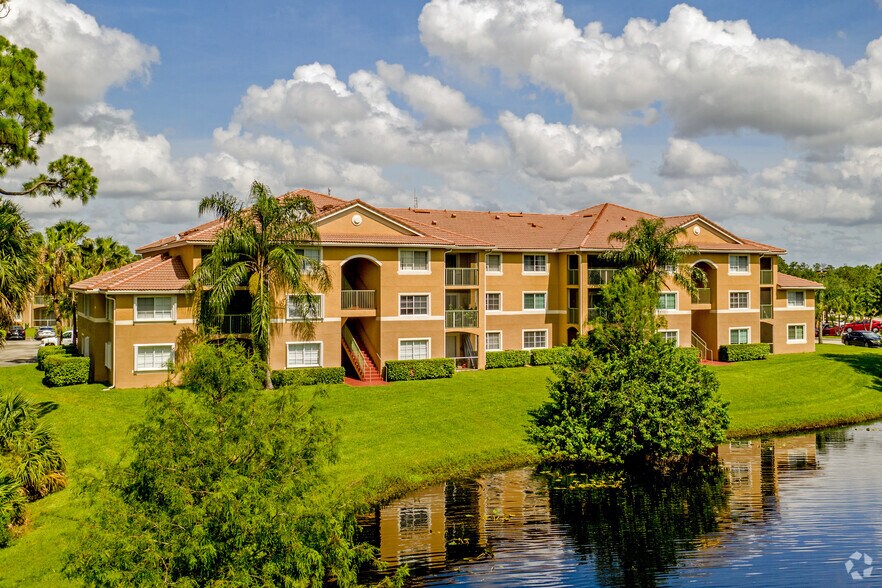 Primary Photo Of 3817 NW Mediterranean Ln, Jensen Beach Apartments For Sale