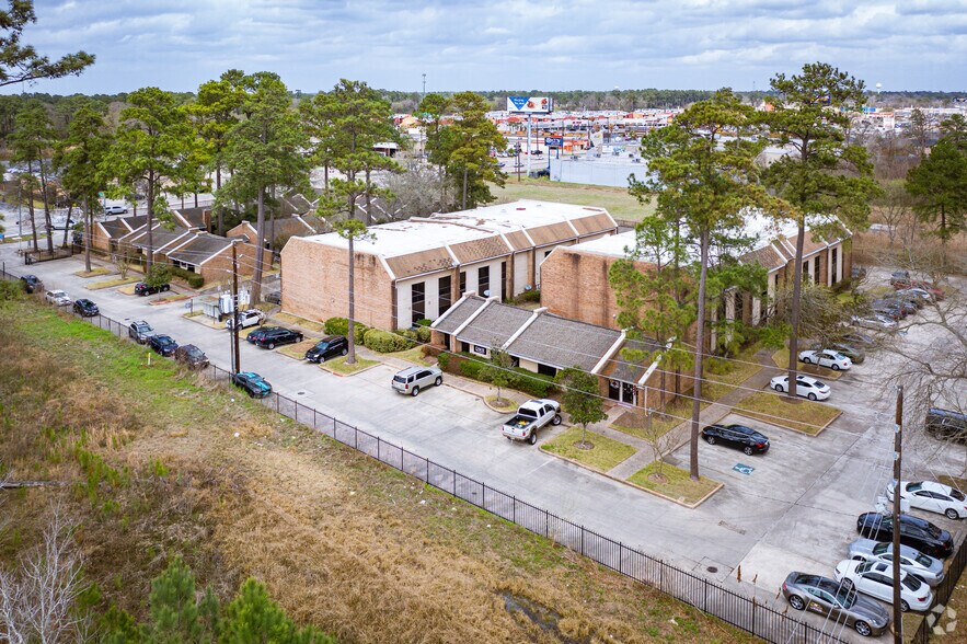 More Photos Of 2611 FM 1960 Rd, Houston Unknown For Lease