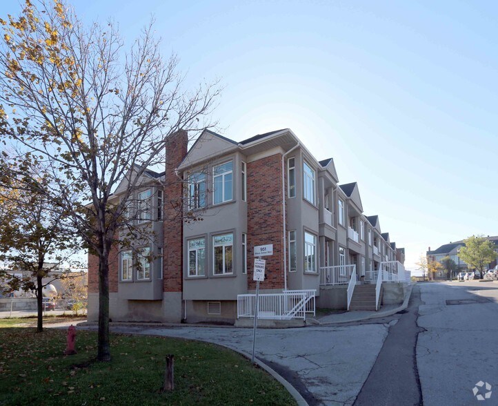 Primary Photo Of 951 Wilson Ave, Toronto Office Residential For Lease