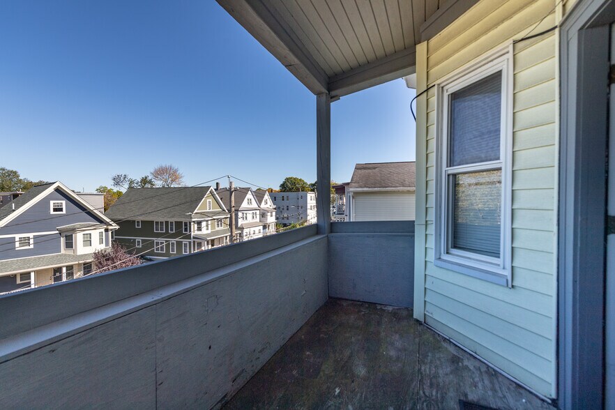 More Photos Of 140 Callender St, Boston Apartments For Sale