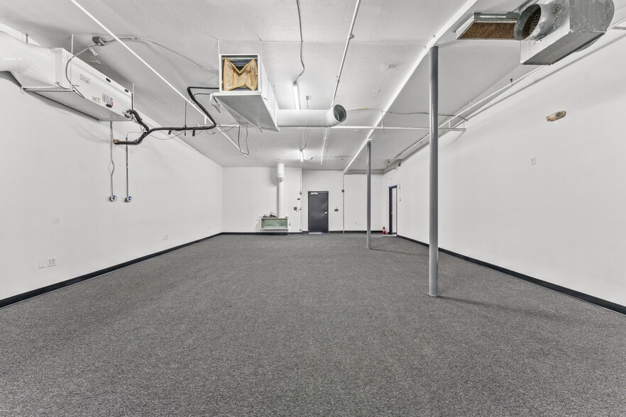 More Photos Of 3535 N Anza Rd, Palm Springs Warehouse For Sale