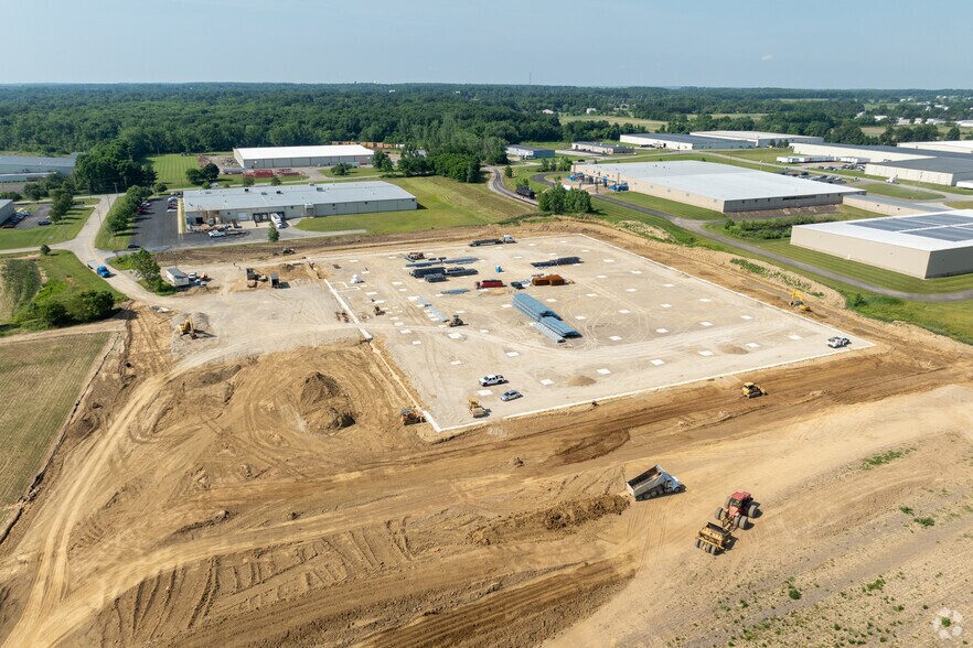 More Photos Of Cellar Dr @ Faultless Dr, Ashland Manufacturing For Lease