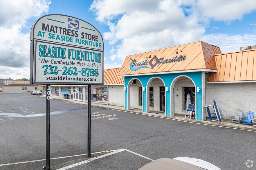 More Photos Of 300 Brick Blvd, Brick General Retail For Sale