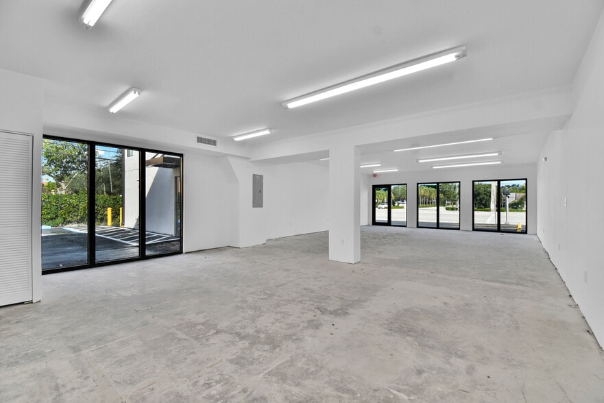 More Photos Of 2990 Griffin Rd, Fort Lauderdale Storefront Retail Office For Lease