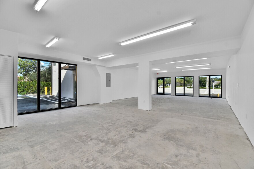 More Photos Of 2990 Griffin Rd, Fort Lauderdale Storefront Retail Office For Sale