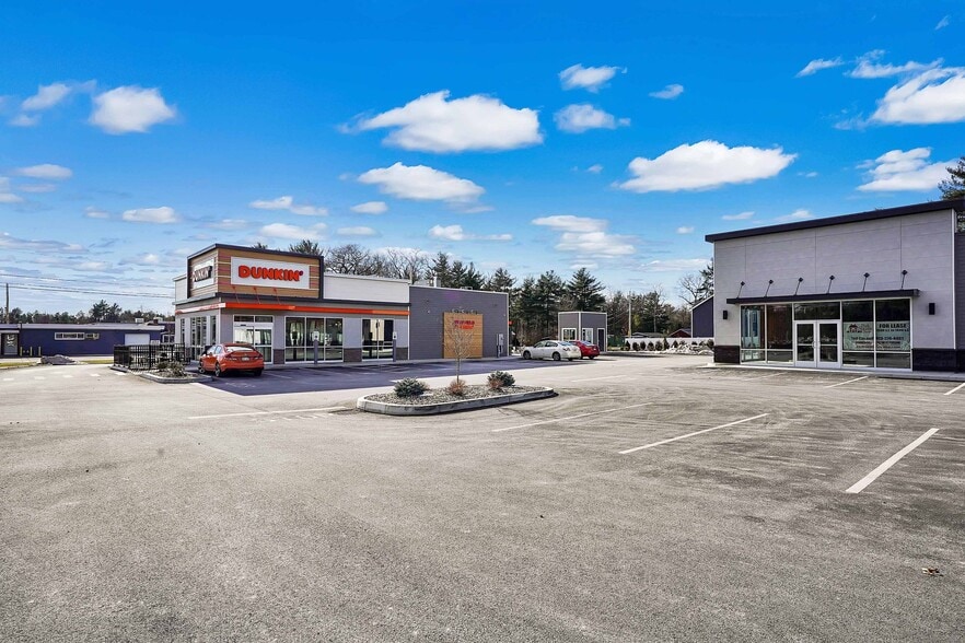 More Photos Of 212 Southampton Rd, Westfield Freestanding For Lease