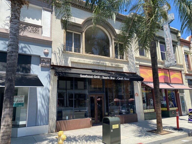 More Photos Of 43 E Colorado Blvd, Pasadena Restaurant For Sale