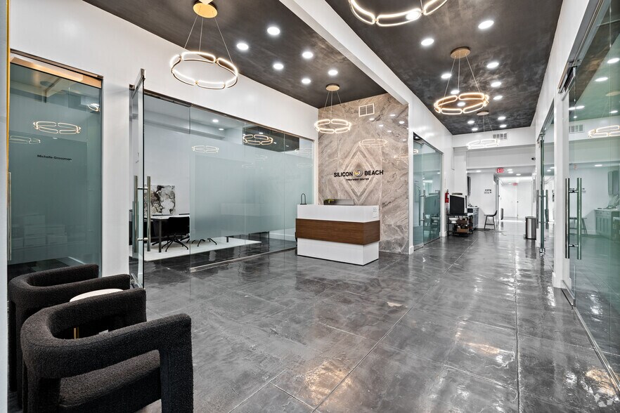 More Photos Of 10211-10213 Venice Blvd, Los Angeles Loft Creative Space For Sale