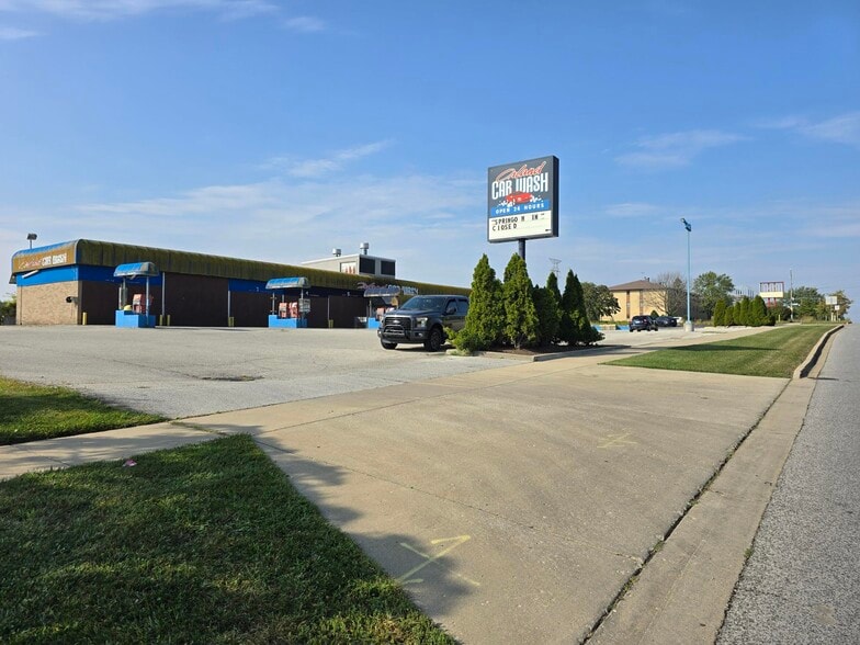 Primary Photo Of 7225 W 151st St, Orland Park Carwash For Sale