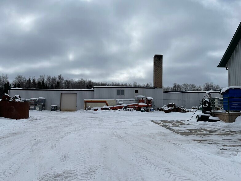 More Photos Of 100 Axle Dr, Caspian Service For Sale