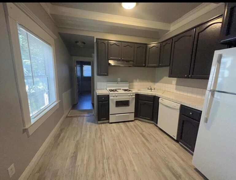 More Photos Of 1416 22nd St, Sacramento Apartments For Sale