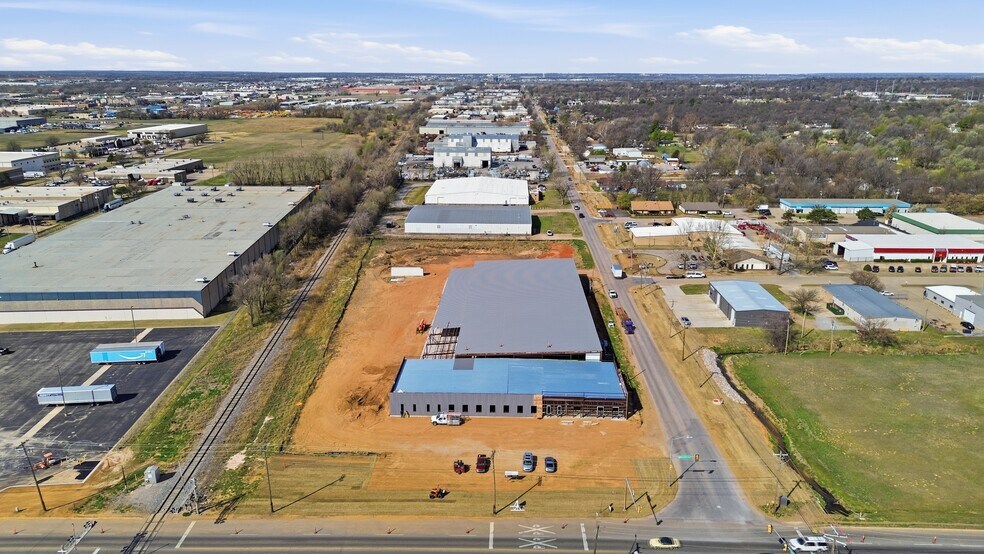 More Photos Of 6102 Melrose Ln, Oklahoma City Warehouse For Sale