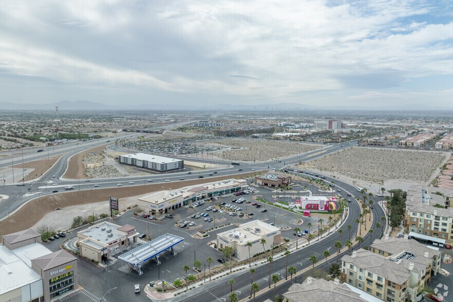 More Photos Of 7540 Oso Blanca Rd, Las Vegas Freestanding For Sale