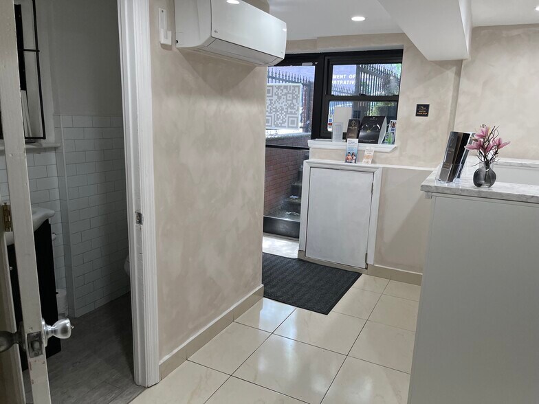 More Photos Of 1771 Ocean Ave, Brooklyn Specialty For Lease