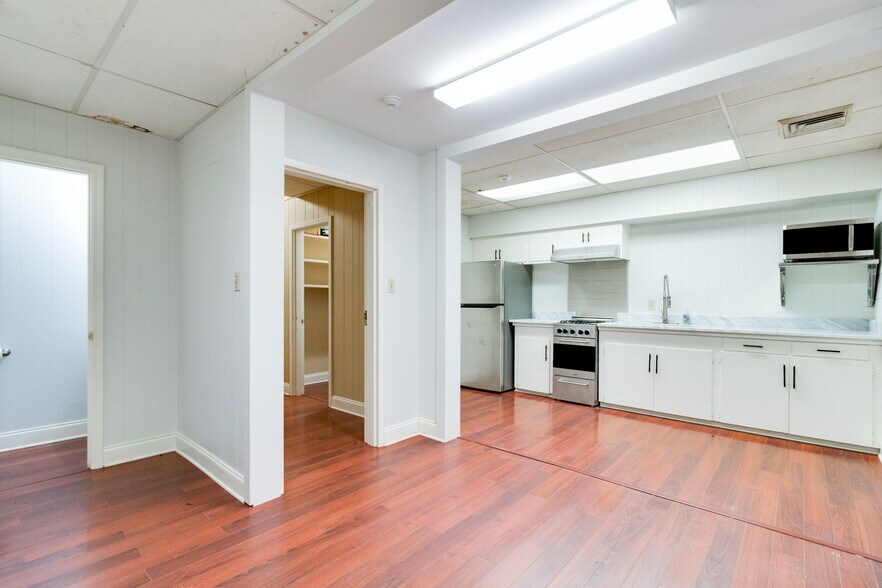 More Photos Of 223 S Main St, Opelousas Office For Sale