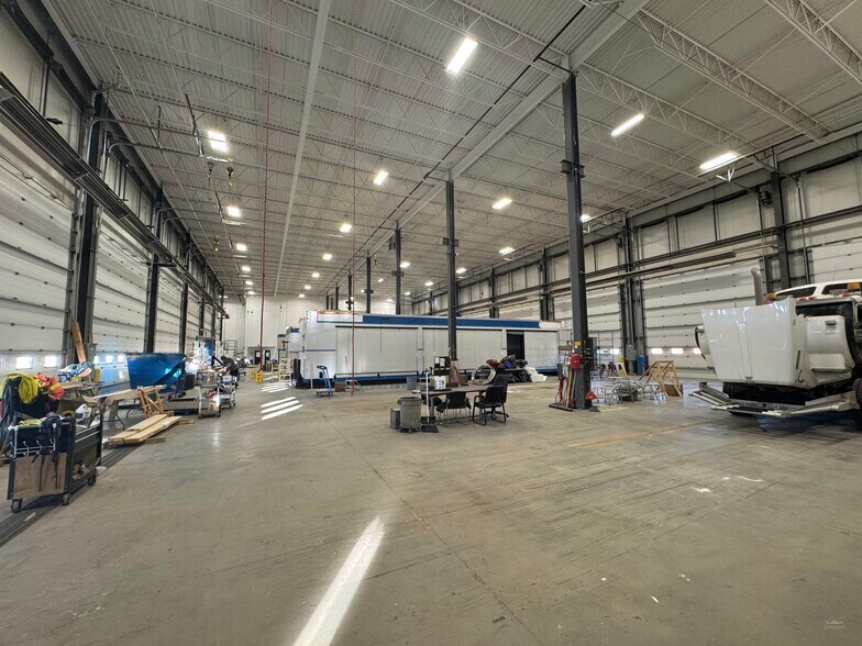 More Photos Of 27671 108A Av NW, Acheson Distribution For Lease