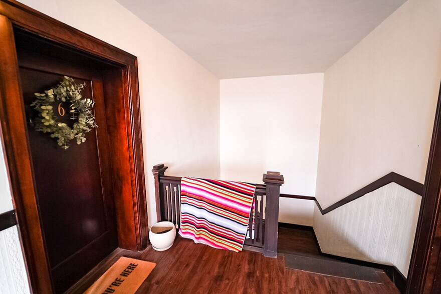More Photos Of 2101 N Pennsylvania St, Indianapolis Apartments For Sale