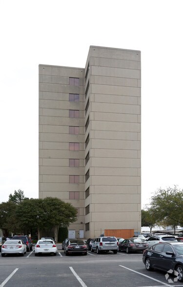 More Photos Of 4100 spring valley Rd, Dallas Loft Creative Space For Lease