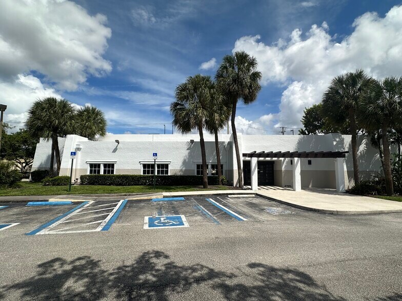 Primary Photo Of 8800-8990 State Road 84, Davie Unknown For Lease
