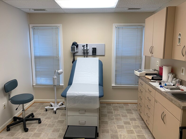 More Photos Of 14333 Laurel Bowie Rd, Laurel Medical For Sale