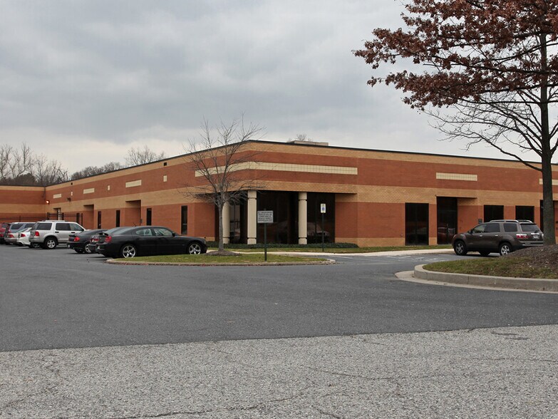 More Photos Of 6855 Deerpath Rd, Elkridge Office For Lease