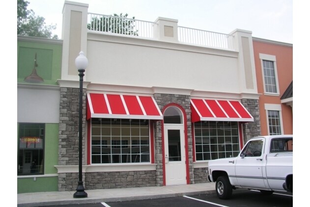 More Photos Of 1422 Green Rd, Chatsworth General Retail For Lease