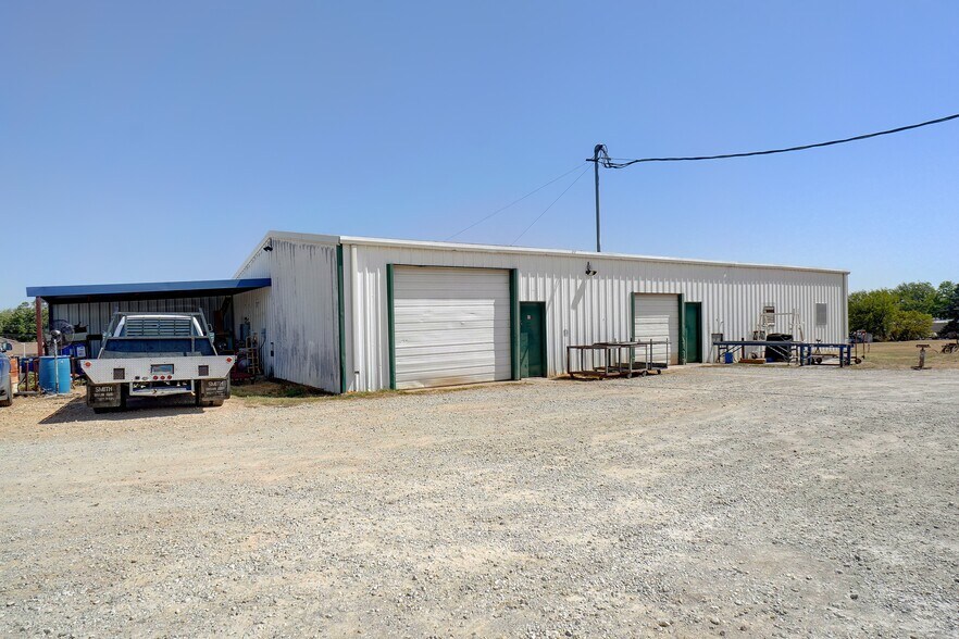 More Photos Of 396 Goshen Rd, Springtown Service Station For Sale