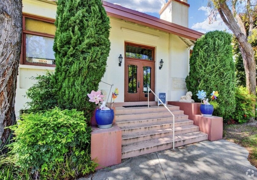 More Photos Of 618 4th St, Corning Office For Sale