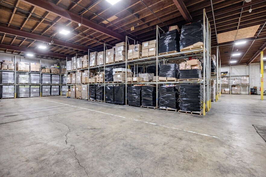 More Photos Of 301 N 4th St, Vineland Warehouse For Lease