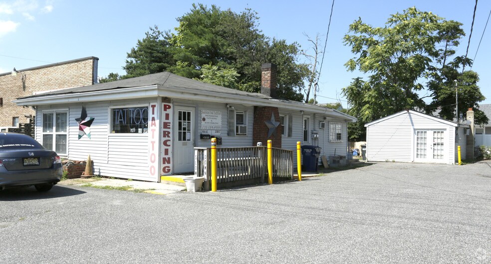More Photos Of 409 Atlantic City Blvd, Beachwood Storefront For Lease