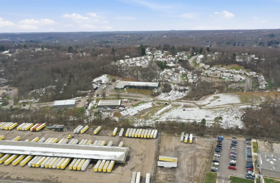 More Photos Of 1035 Executive Dr, Gibsonia Industrial For Sale