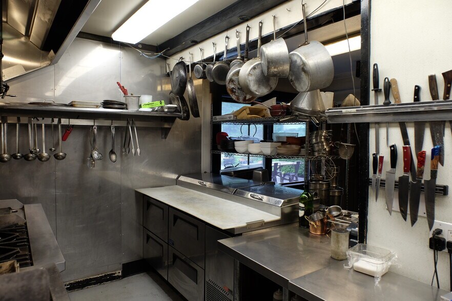 More Photos Of 5819 Main St, Tannersville Hotel For Sale