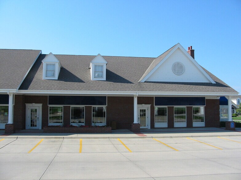 More Photos Of 3520 Village Dr, Lincoln Freestanding For Lease