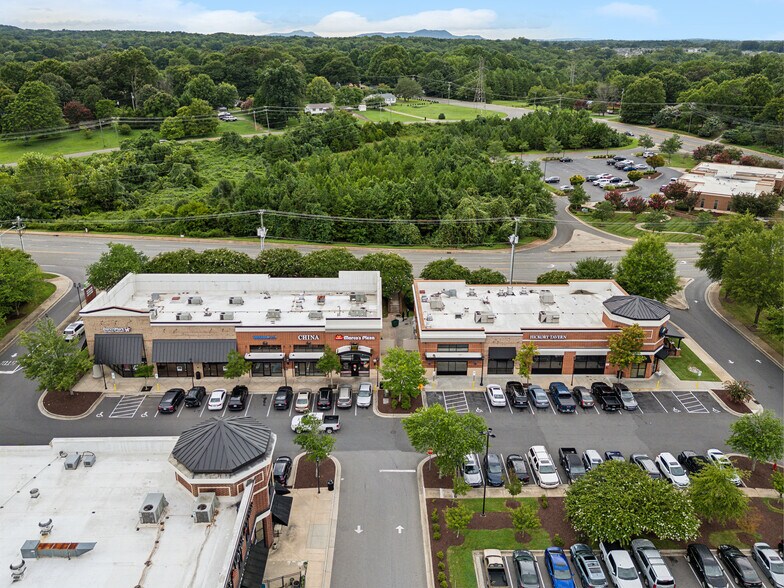 More Photos Of 1820 Hoffman Rd, Gastonia General Retail For Sale