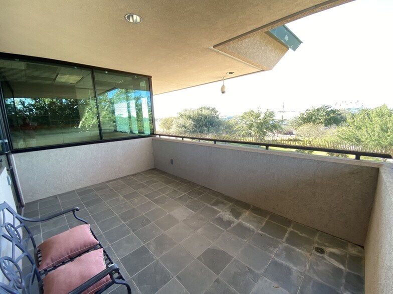 More Photos Of 1400 N McColl Rd, McAllen Medical For Lease