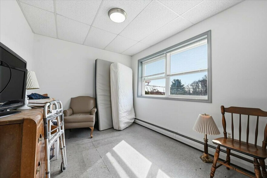 More Photos Of 306 W Main St, Pen Argyl Healthcare For Sale