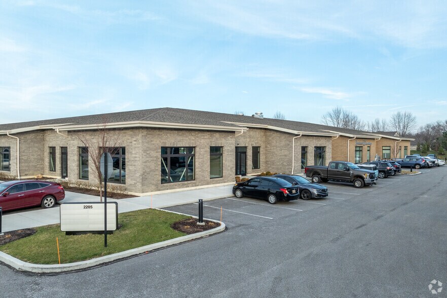 More Photos Of 2205 Crocker Rd, Westlake Unknown For Lease