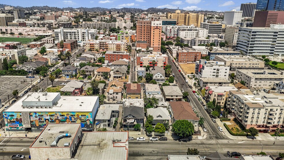 More Photos Of 1247 W 8th St, Los Angeles Apartments For Sale